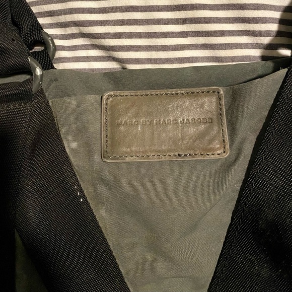 Marc by Marc Jacobs Grey and Black Canvas Utility Tote Bag - Picture 6 of 8